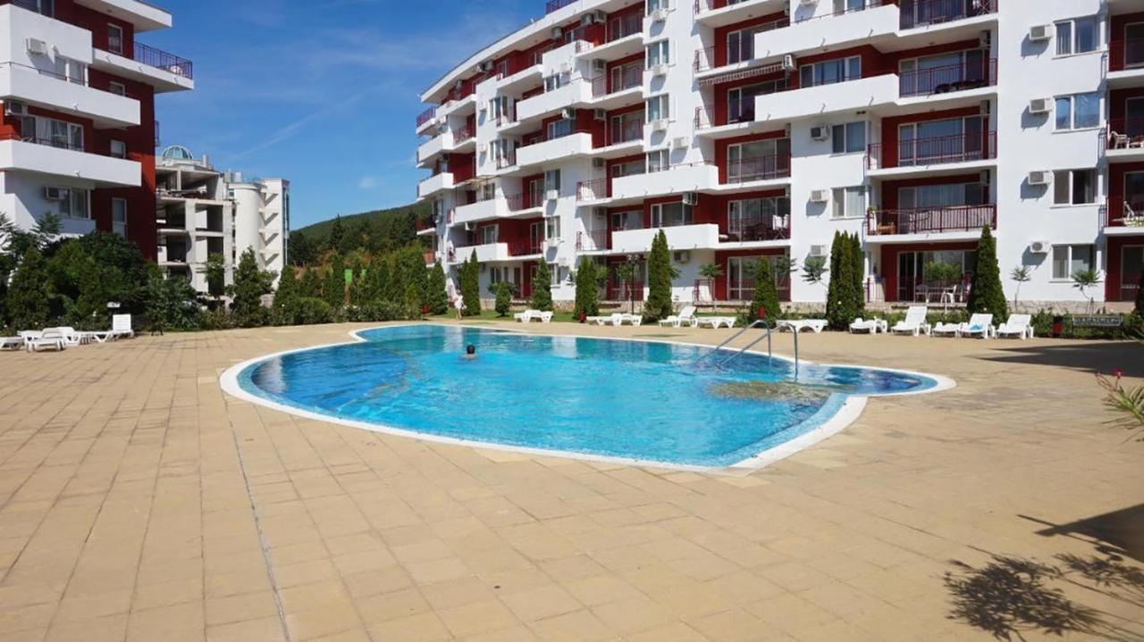 Panorama Fort Beach, Фамилно студио Deluxe Свети-Влас Экстерьер фото